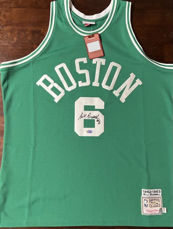 Bill Russell Autographed 1962 Boston Celtics Mitchell & Ness Jersey